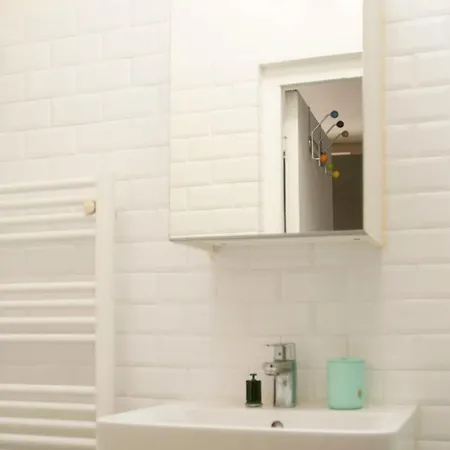 Apartment Near The Louvre *